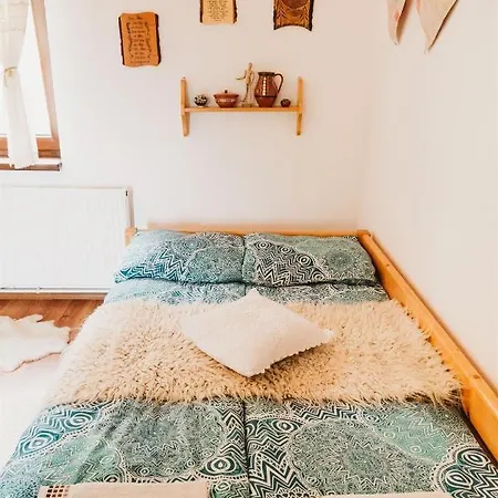 Holiday home Behiv-lak Medisoru Mic